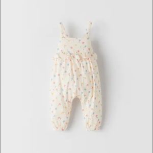 NWT Zara 1-3m floral textured jumpsuit